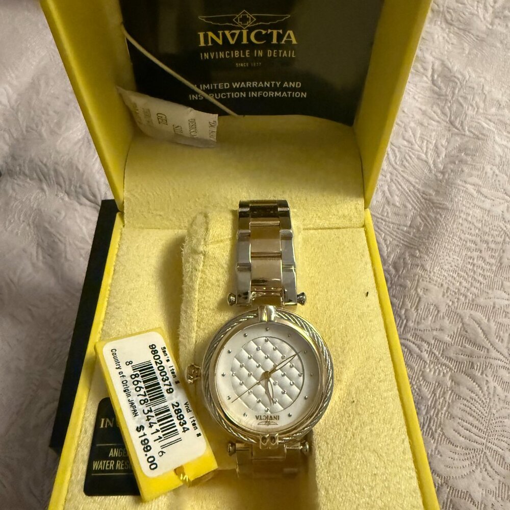 Watch bundle - Picture 2 of 3
